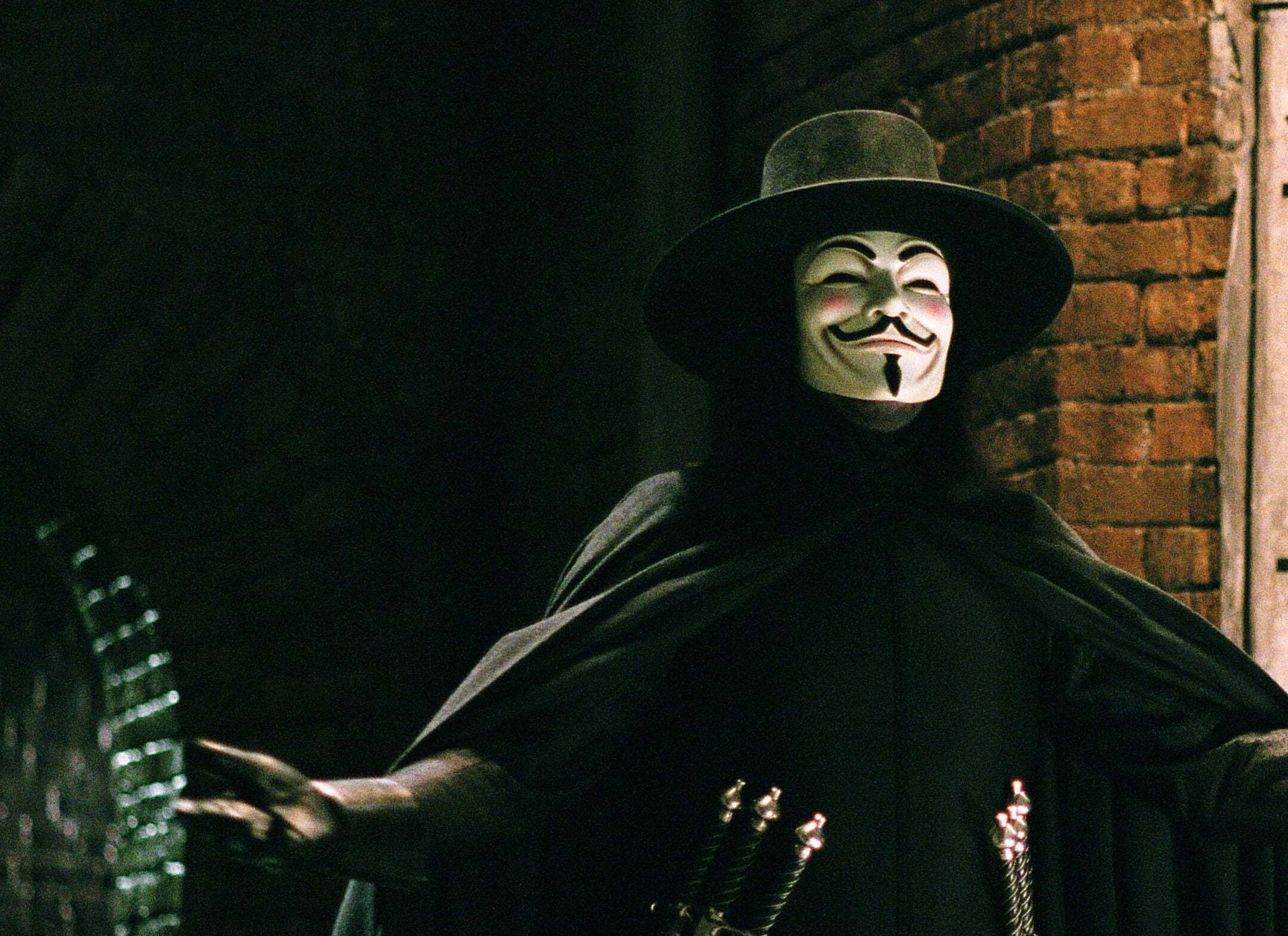 V For Vendetta Full İzle